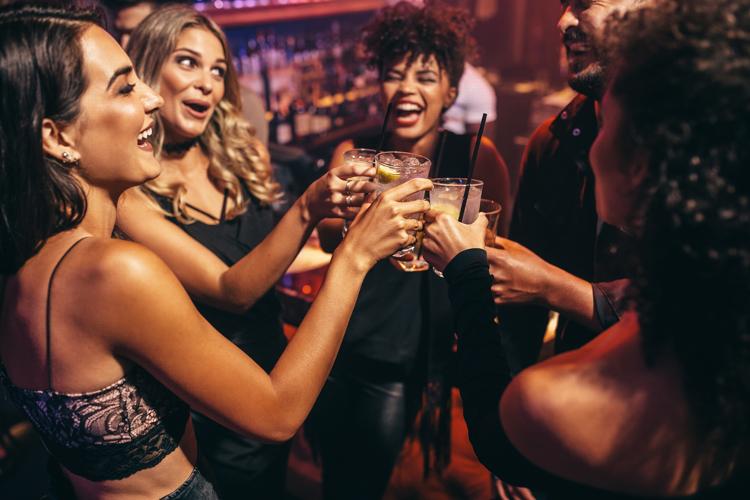 How to Plan a Successful Party: Step-by-Step Guide Planning a special event can feel daunting, but our guide on how to plan a successful party will help you create a gathering everyone remembers. Whether you’re arranging a milestone birthday party, a lively office event, an anniversary, christening or even a baby shower, thoughtful party planning is key.
