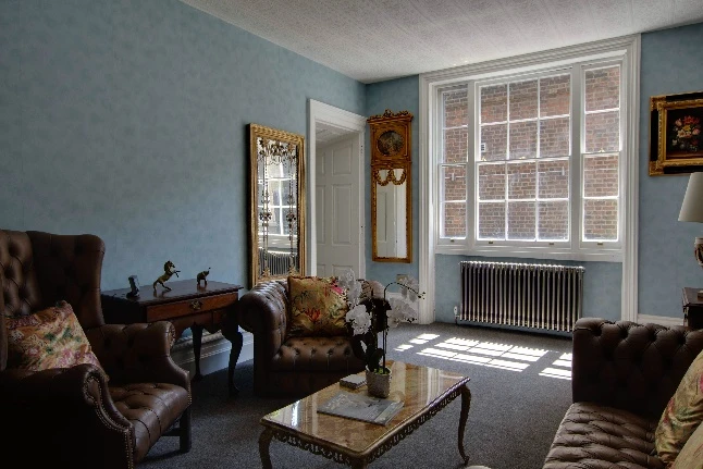 Magistrate's Waiting Room, Stone Court House
