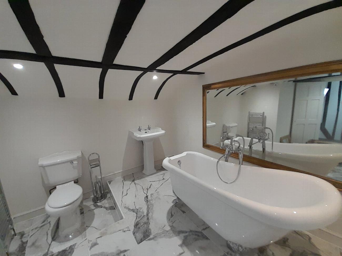 The restored bathroom serving the Judge Scrutton Servants' Quarters