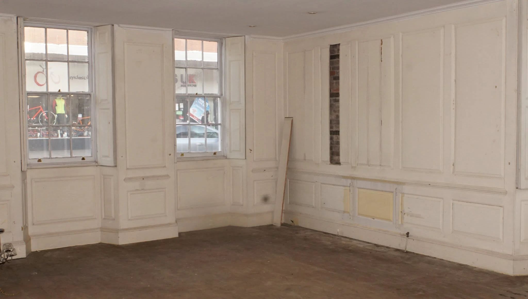 White Panelled Georgian Reception Room at Stone Court House before restoration